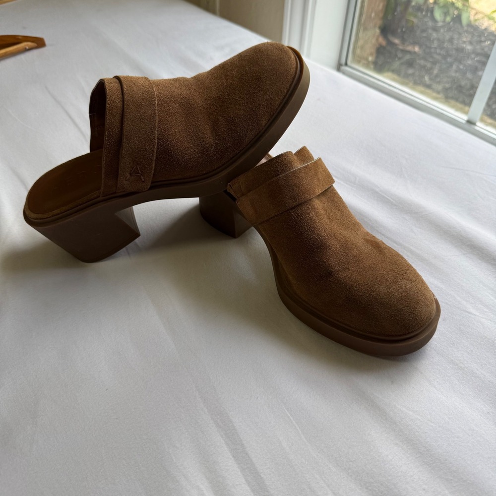 Aerosoles Gunda Suede Platform Mules Chunky Block Heel Clogs Womens 8